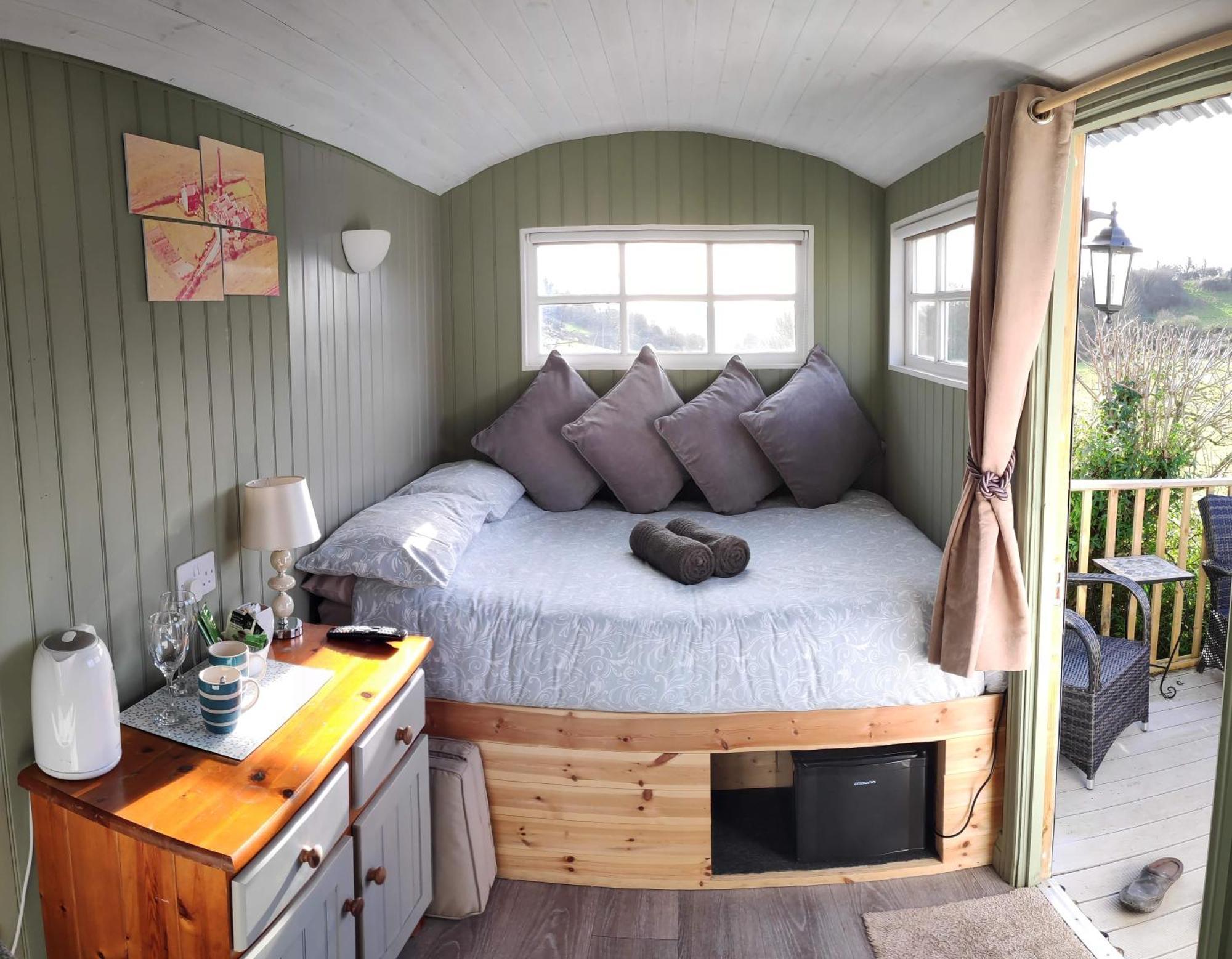 Shepherds Hut Weymouth Eksteriør bilde